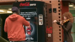 Coca-Cola, tienes 70 segundos Coca-Cola, tienes 70 segundos