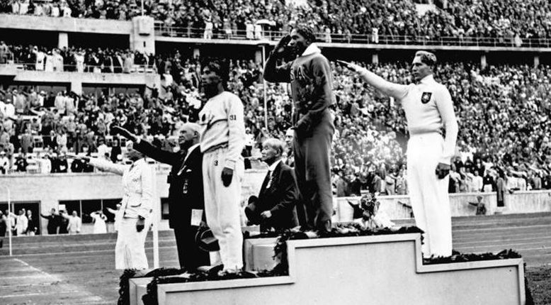 Adidas and Puma: The story of two brothers facing each other 11 jesse-owens-gold-medal