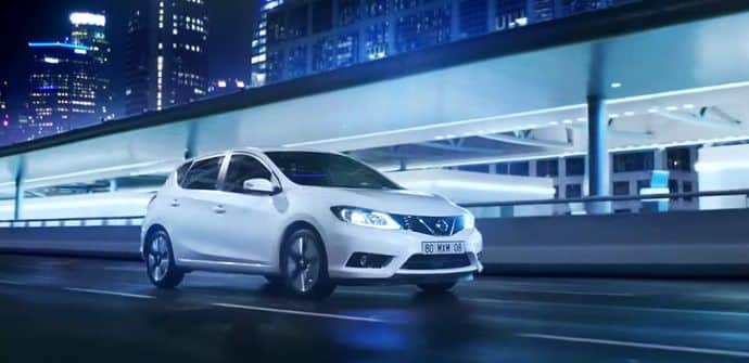 ¿Por qué las ruedas de los coches giran al revés en los spots? 6 rueda-coches-2