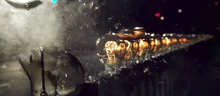 Los grandes inventos protagonizan el último spot de Apple: Bulbs 3 Spot de Apple: Bulbs