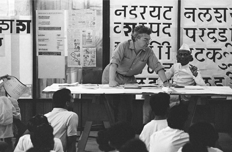Grandes Tipógrafos de la Historia: Adrian Frutiger 31 Adrian Frutiger India