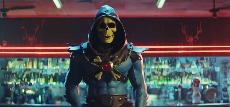 'Epic Skeletor' come back to dance Dirty Dancing in Moneysupermarket ad 1 spot de moneysupermarket dirty dancing 3