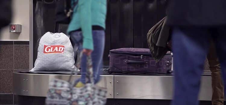 Glad's trash bags made a product torture test in airports 3 Bolsas de Basura Glad: Torture Test