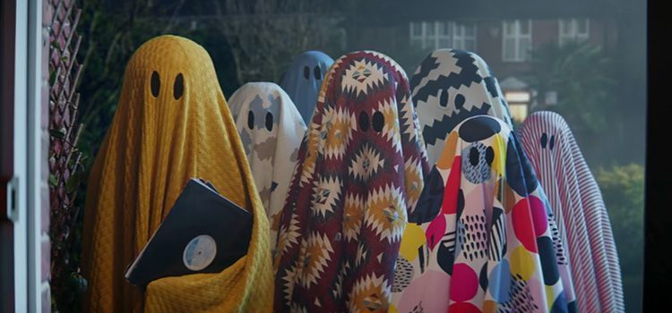 The funny Ikea advertising campaign: Ghosts 3 Anuncio de Ikea - Ghosts
