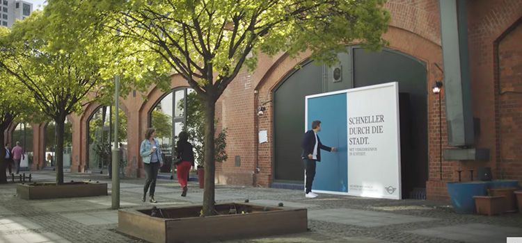 Las vallas de publicidad de Mini que te ayudan a acortar el camino 3 Vallas de publicidad de Mini