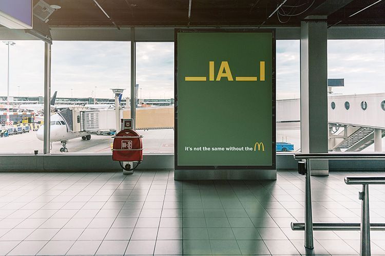 "M", a McDonald's advertising campaign in airports 24 Publicidad de McDonald's - Miami