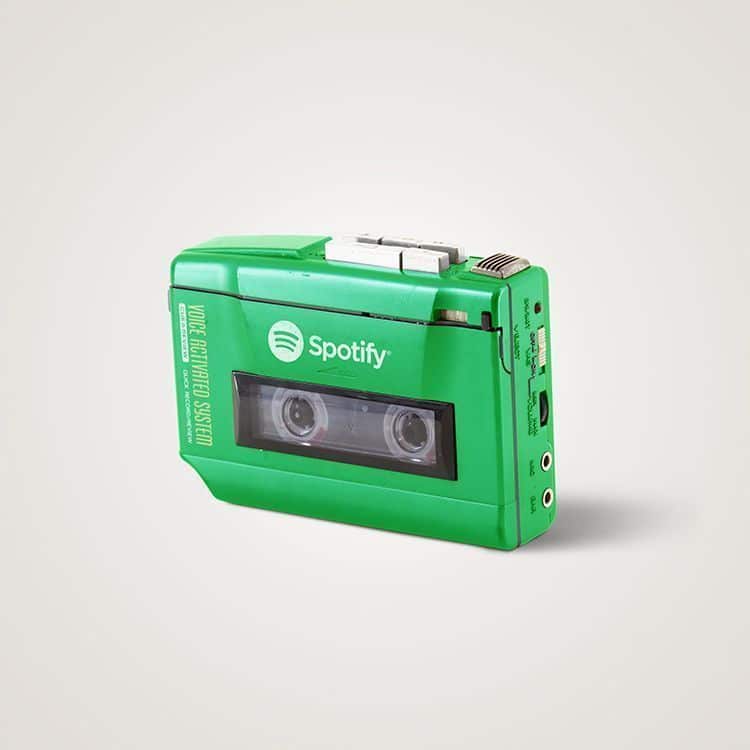 Los gigantes de internet convertidos en objetos de los 80 26 Spotify Thomas Ollivier
