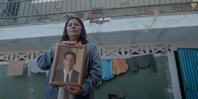 El emotivo anuncio de Cruz Roja para los desaparecidos: Detrás 3 Anuncio de Cruz Roja | Detras