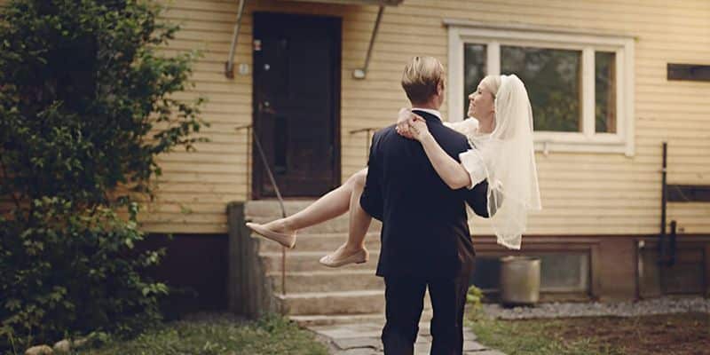 The beautiful commercial of The Salvation Army: "Love of My Life" 3 Anuncio The Salvation Army