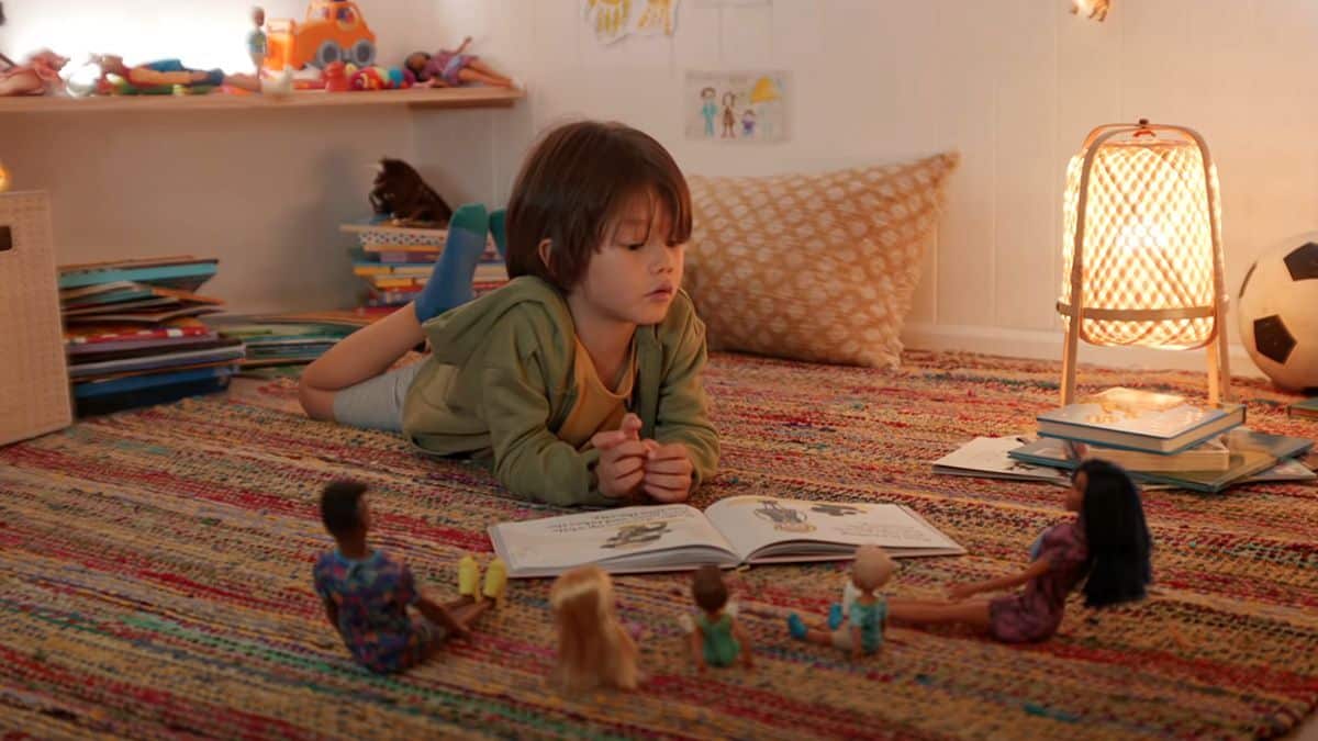 Anuncio de Barbie | A Doll Can Help Change The World Anuncio de Barbie | A Doll Can Help Change The World