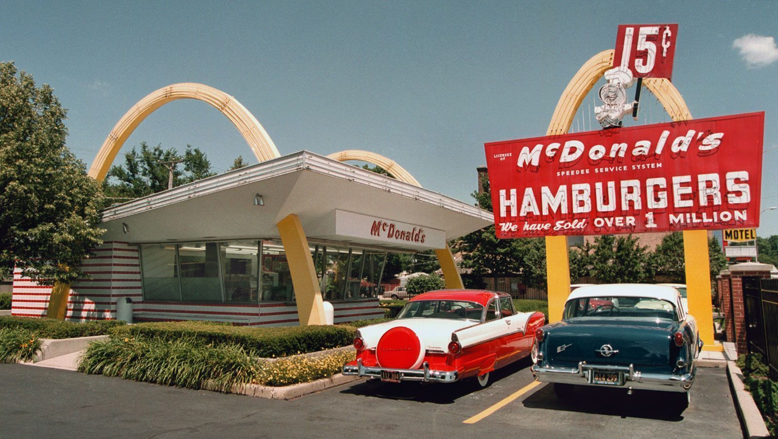 Primer restaurante McDonald's Primer restaurante McDonald's