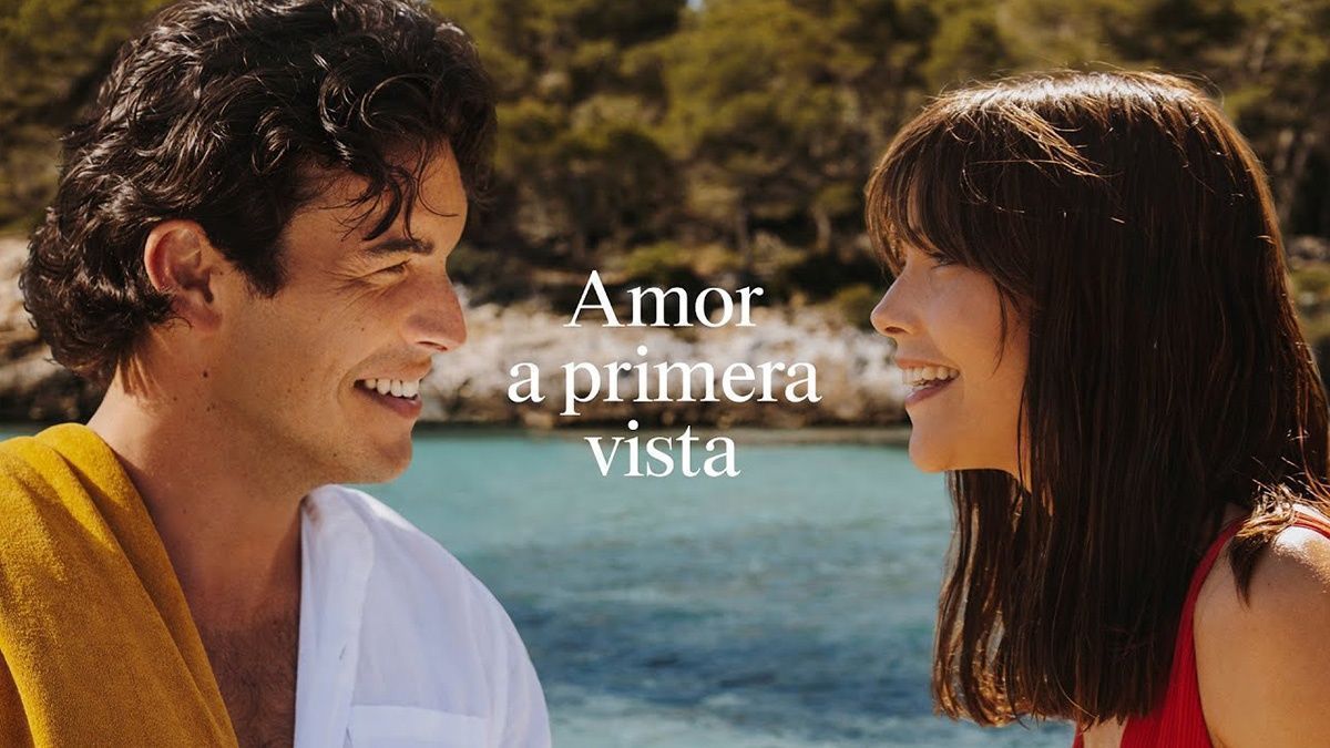 anuncio estrella damm amor a primera vista 01