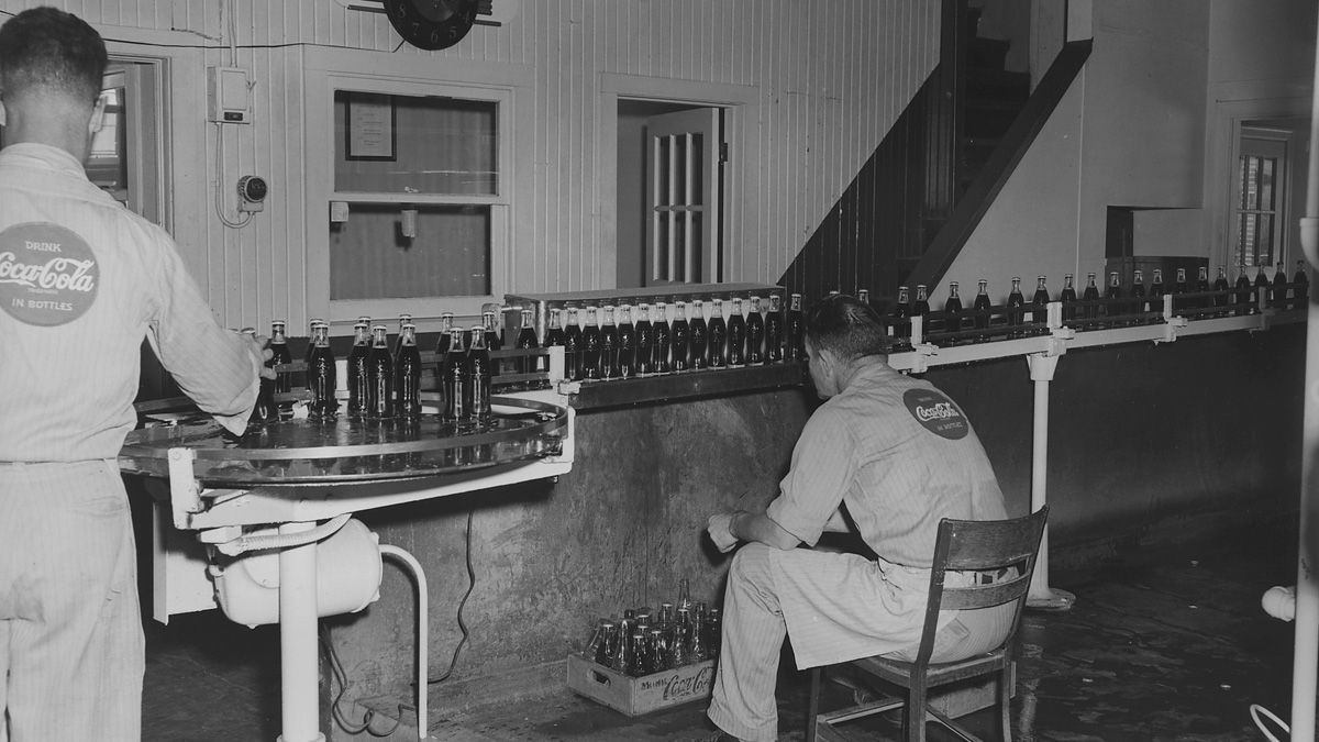 Estrategia de Marketing y Publicidad de Coca-Cola: Los franquiciados Estrategia de Marketing y Publicidad de Coca-Cola: Los franquiciados