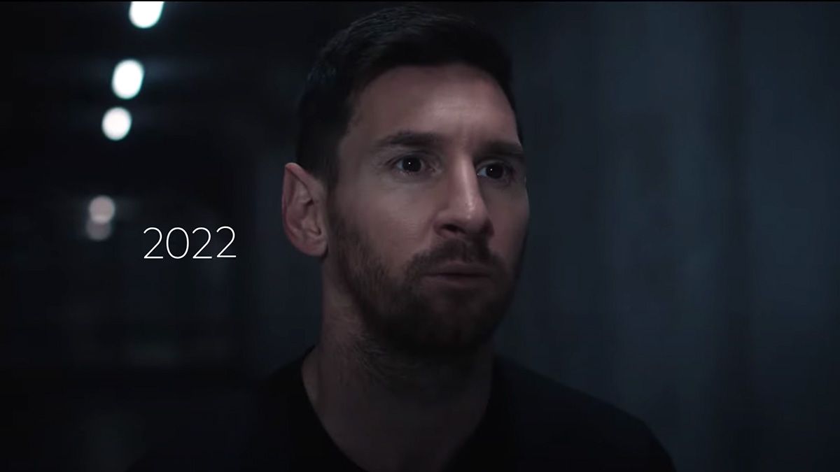 El anuncio de MasterCard recrea el primer vuelo de Messi a Barcelona 2 anuncio de mastercard messi 01