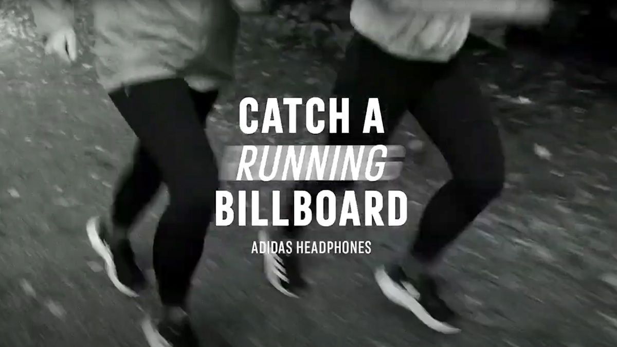 La campaña de Adidas convierte atletas en vallas de publicidad 8 campana de adidas running billboard 01