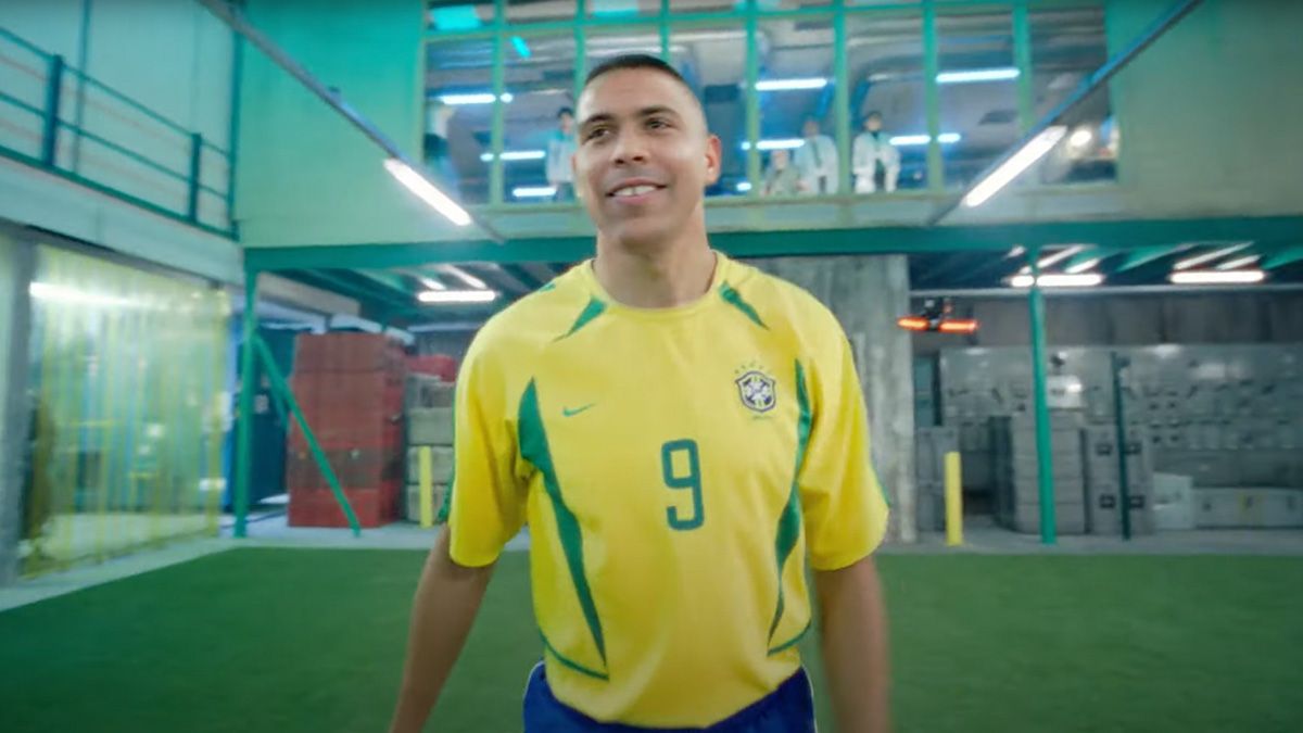 Nike commercial "Footballverse" is one of the adverts of the year 6 Anuncio de Nike FootballVerse