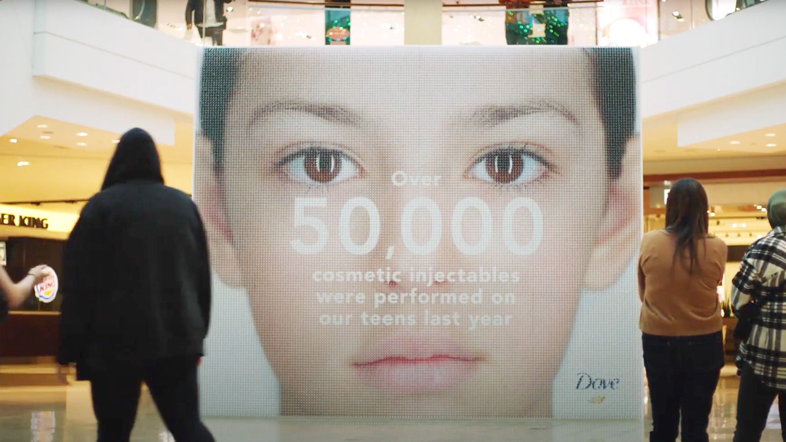 Dove's billboard made of syringes: "Injectable Billboard" 7 valla publicitaria de dove injectable billboard 01