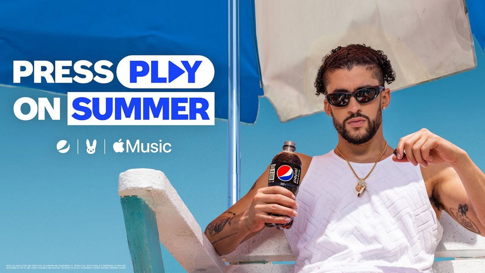 The Pepsi commercial with Bad Bunny as a lifeguard 9 anuncio de pepsi con bad bunny