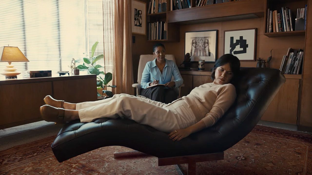 The funny Volkswagen commercial about comfort: "Not Going Back" 6 anuncio de volkswagen not going back