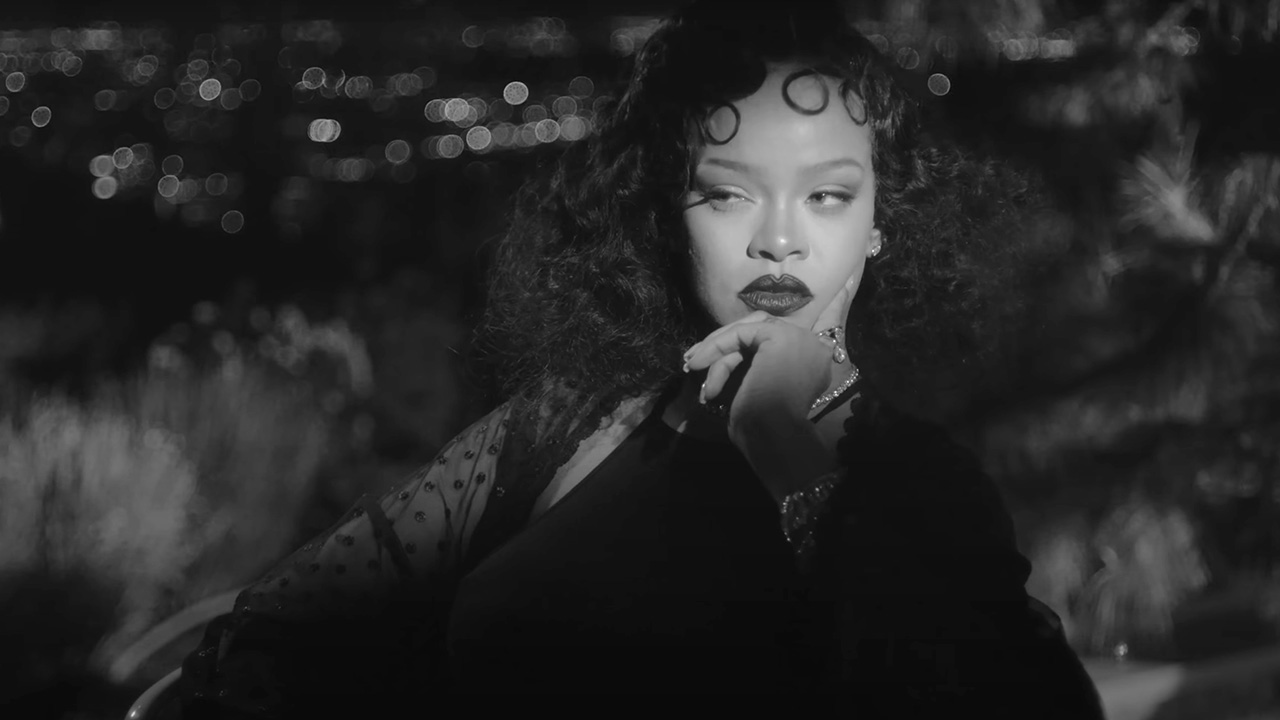 Anuncio de Rihanna y Asap Rocky Fenty Skin Anuncio de Rihanna y Asap Rocky Fenty Skin