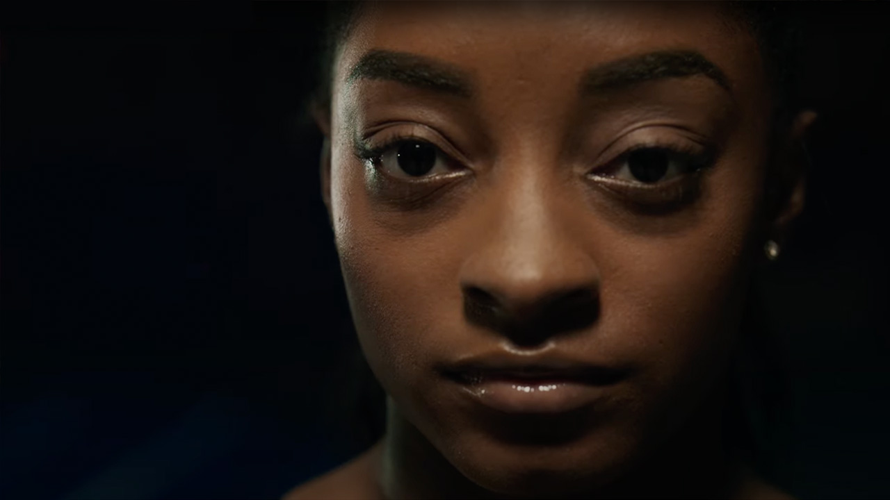 El emotivo anuncio de Powerade y el retorno de Simone Biles: "The Vault" 3 Anuncio de Powerade con Simon Biles | "The Vault"