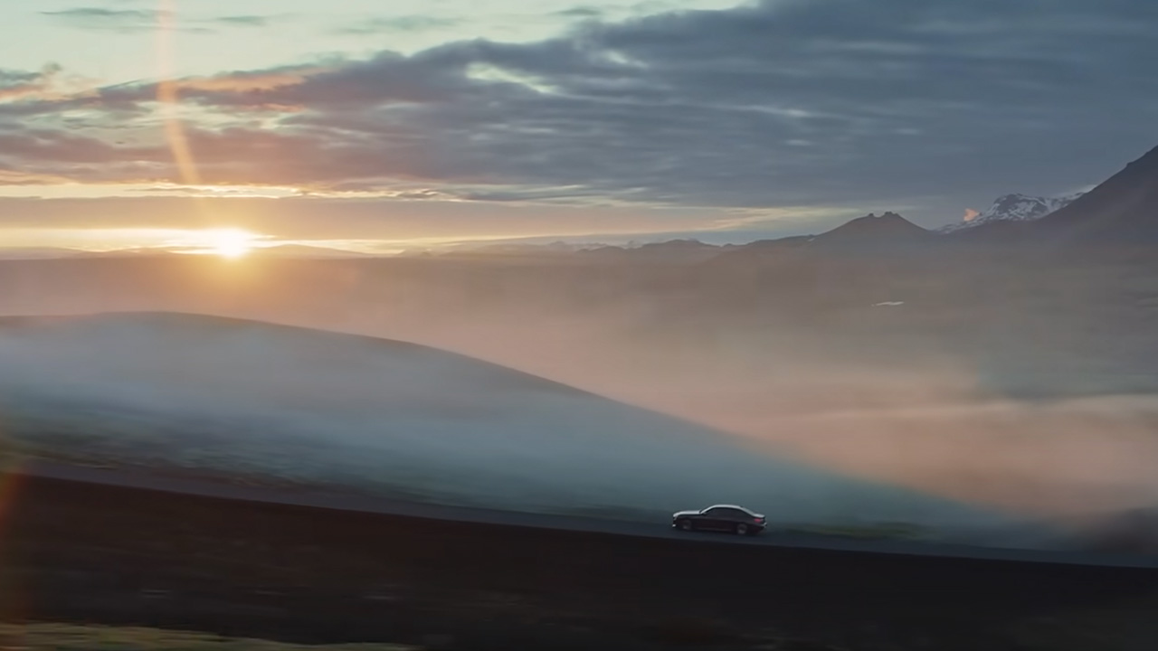BMW's advert its an evocative story to present its high-end model: "Lifelines" 4 anuncio de bmw i7