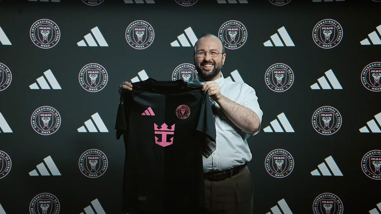 'Paul from Finance' steals the show in epic Adidas advert 4 anuncio de adidas paul de finanzas