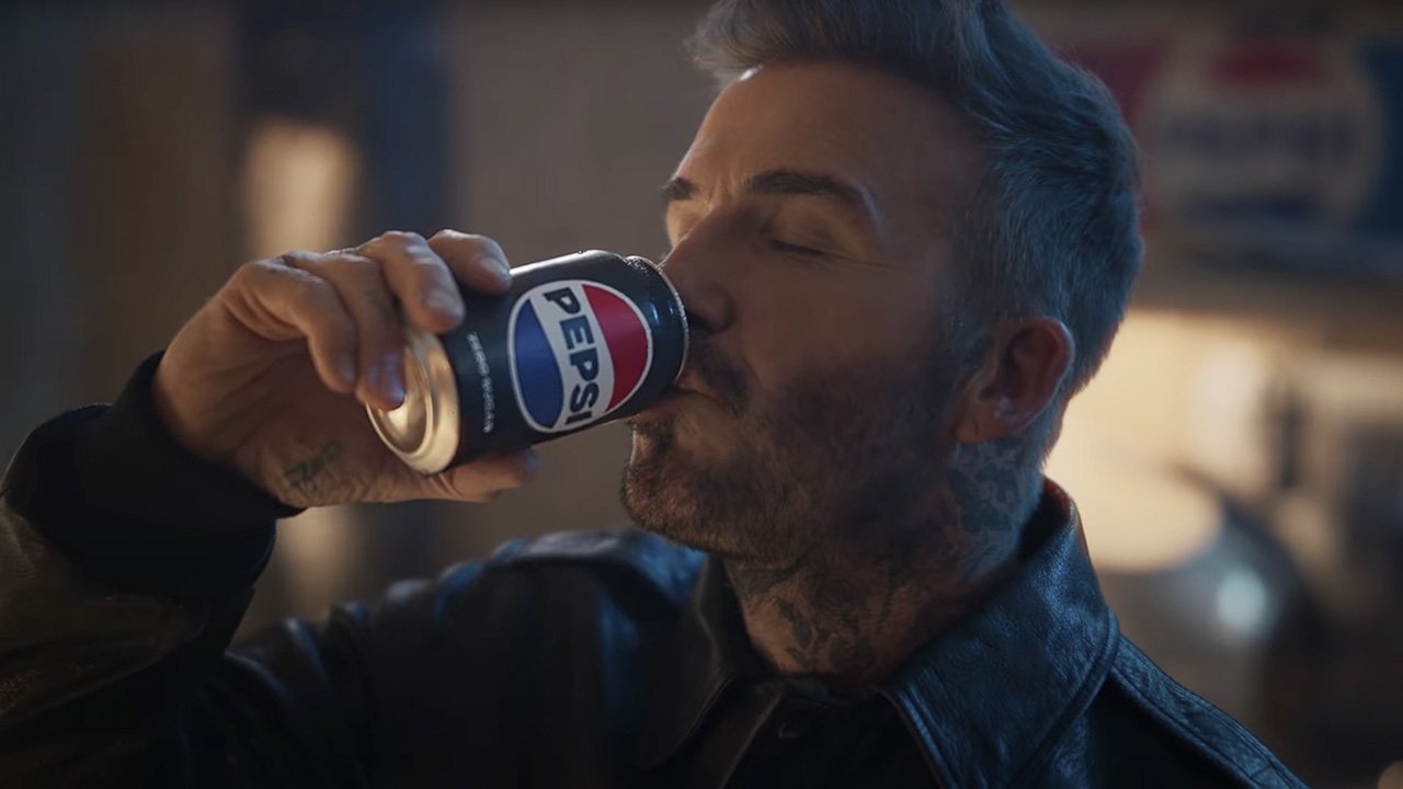 Pepsi advert with David Beckham invites us to live without regrets 4 anuncio de pepsi david beckham thisrty for more