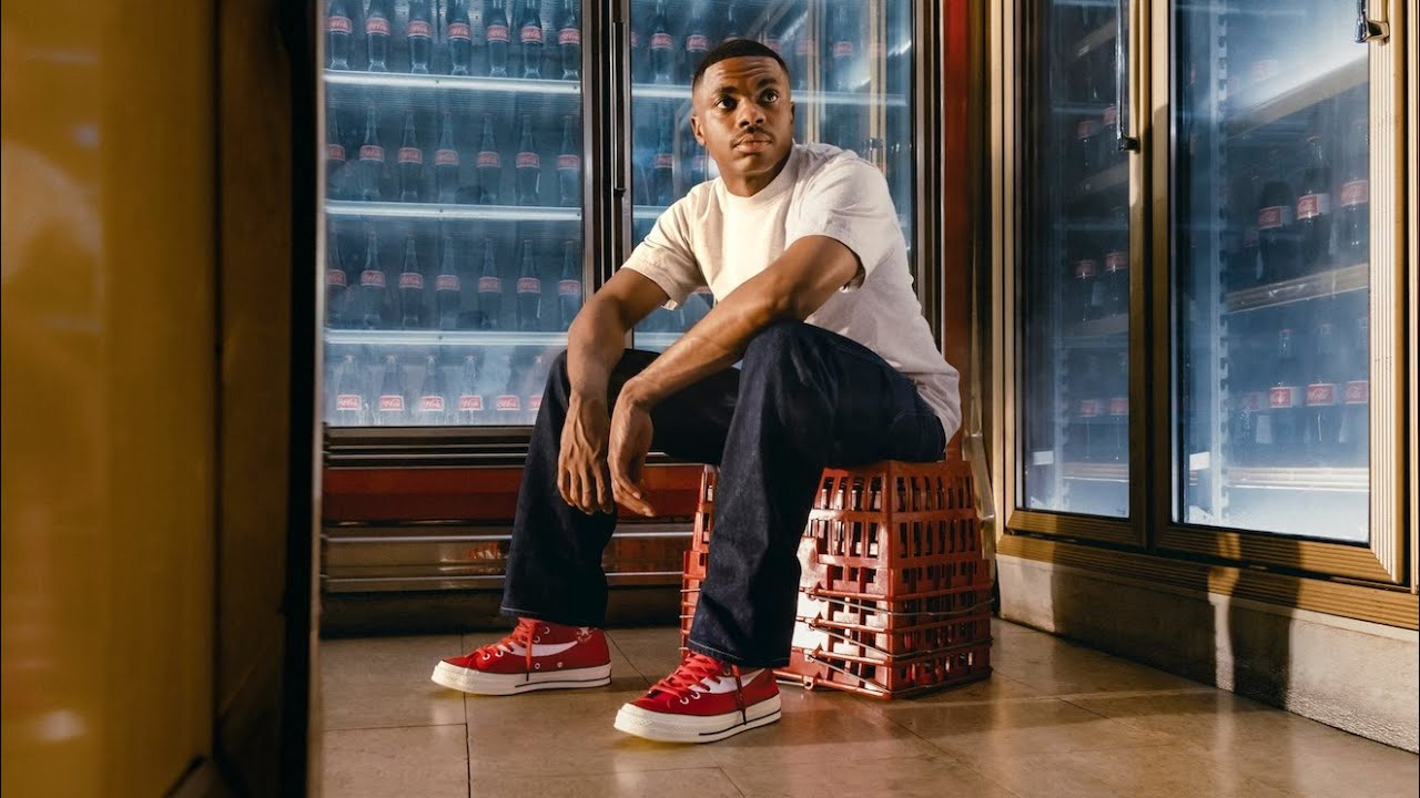 Coca-Cola and Converse team up to launch a red Chuck Taylor 70 sneakers. 5 coca cola y converse everyones a chuck